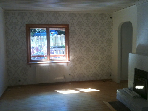 Fondvägg